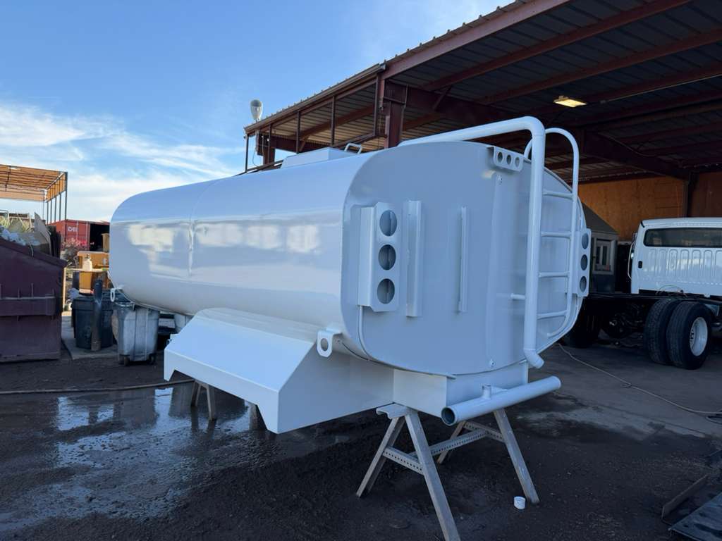 2,000-Gallon Steel Water-Truck Tank — Cylinder, 3/16" Tempered Steel